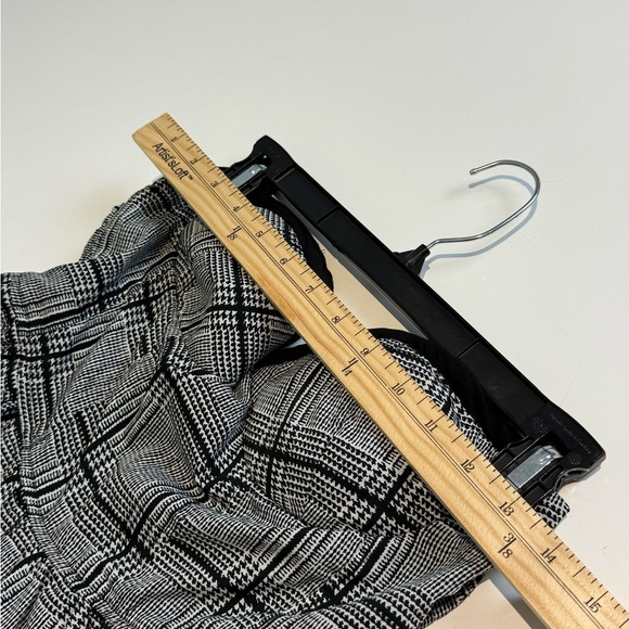 BAND OF GYPSIES Women's Black and white Built-in Bra Wide Leg Jumpsuit Medium - Picture 7 of 10